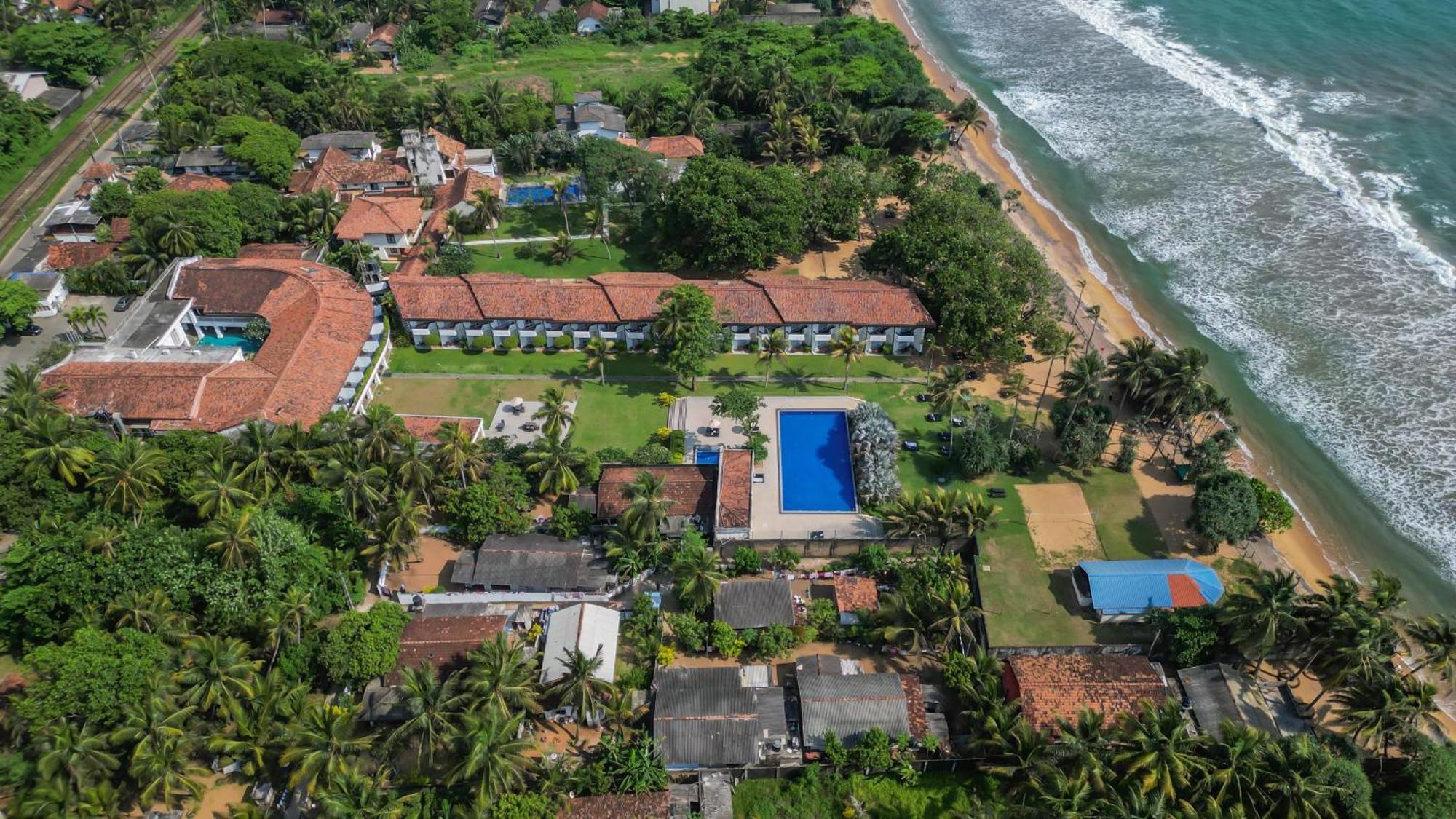 Hibiscus Beach Hotel & Villas Kalutara Buitenkant foto
