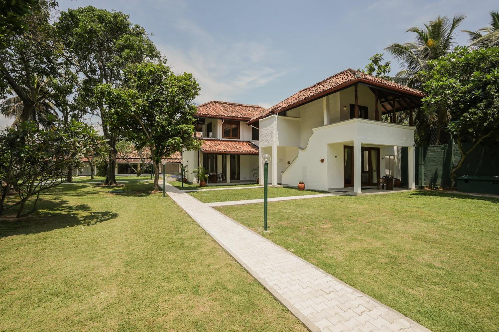 Hibiscus Beach Hotel & Villas Kalutara Buitenkant foto